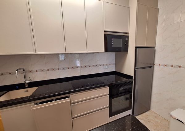 Ref.7505 2-Bedroom Apartment Just 300m from the Beach