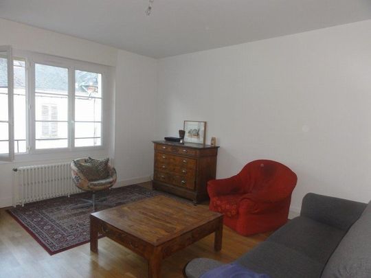 Location Appartement 4 pièces 89m² LE CREUSOT 71200 - Photo 1