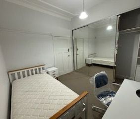 Room for Rent - Prime Location Near UNSW &Transport! - Photo 2