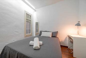 Carrer de Padilla, Barcelona, Catalonia 08025