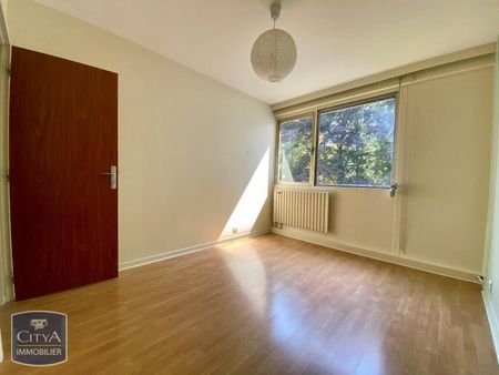 Location Appartement 4 pièces 80m² VAIRES SUR MARNE 77360 - Photo 4