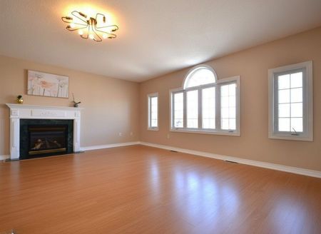 For Lease - 129 DEAN Avenue Unit# Upper Level, Barrie, Ontario - Photo 2