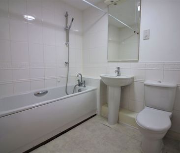 Attingham Drive, Dudley - Photo 4