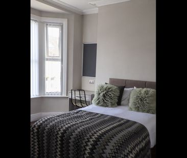Room in a Shared House, Park Mount, LS12 - Photo 3
