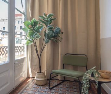 Room in a shared 8-bedroom apartment for rent in la Dreta de l'Eixample, perfect for professionals. - Foto 6