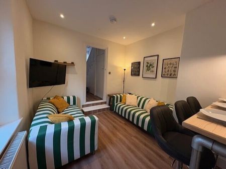 Trematon Terrace, PLYMOUTH - Photo 3