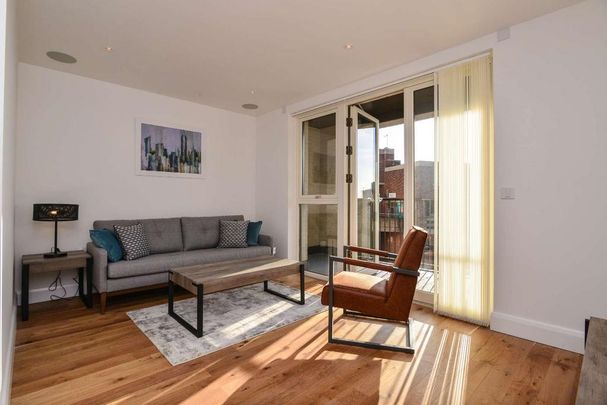 2 bedroom flat to rent - Photo 1
