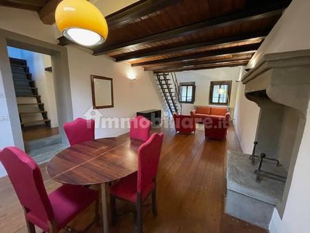 Appartamento piazza Torre di Berta, Centro, Sansepolcro - Photo 4