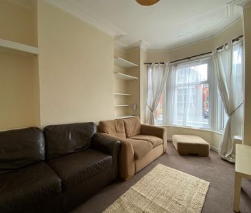 4 bedroom terraced house to rent - Photo 1