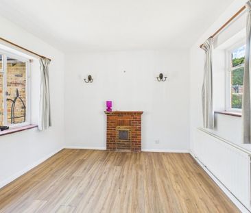 3 bedroom bungalow to rent - Photo 3