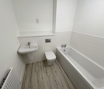 DERBY, DERBYSHIRE - Photo 2