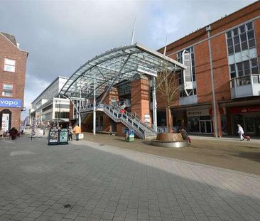 Queensway House, London Road, Redhill, Surrey, RH1 - Photo 5