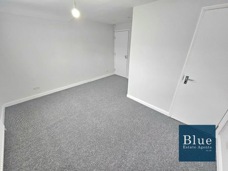 5 bedroom semi-detached house to rent - Photo 3