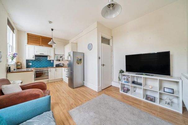 1 bedroom property to rent - Photo 1