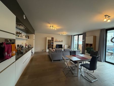 Modern en lichtrijk appartement met groot terras - Photo 4