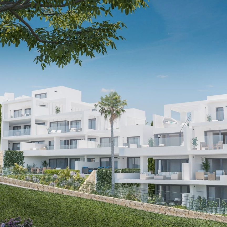 Apartamento de alquiler en Avenida de Los Escritores, 6, Estepona Golf - Photo 1