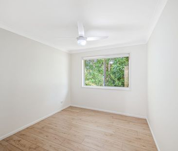 Five-Bedroom Home with Multiple Living Areas - Photo 3