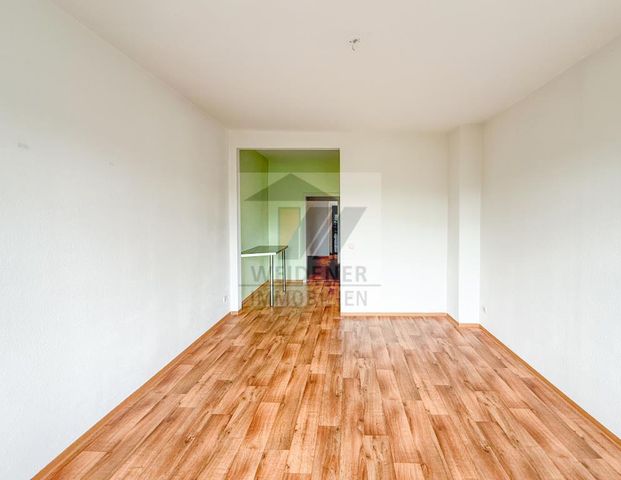 Tolle 2-Raum-Wohnung mit Balkon, Einbauküche & Dusche im Ostviertel von Gera! - Photo 1