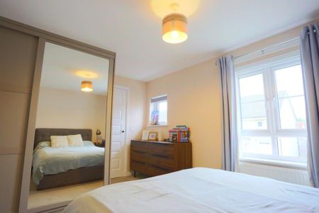 3 bedroom terraced house to rent - Photo 5