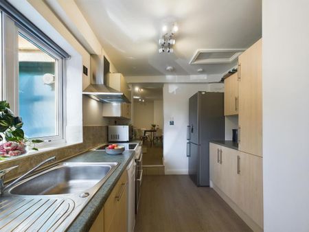 4 bedroom house to rent - Photo 5