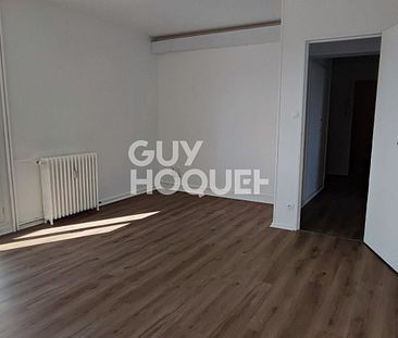 LOCATION d'un appartement T4 (66 m²) à CHATEAUDUN CHARGES COMPRISES - Photo 2