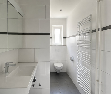 Schöne 3-Zimmer Wohnung an zentraler Lage in Zürich-Wiedikon - Photo 2