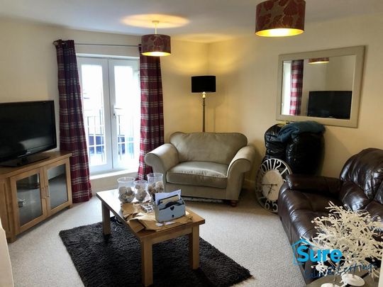 2 bedroom flat to rent - Photo 1
