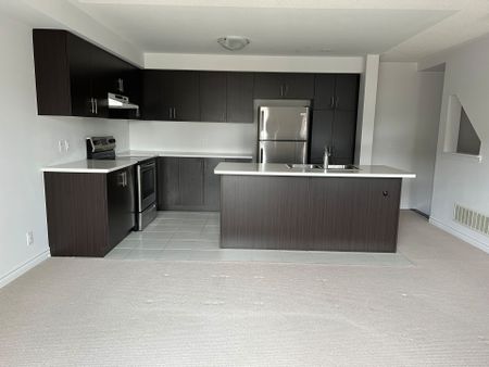 For Lease - 59 Tabaret Crescent, Oshawa, Ontario - Photo 2