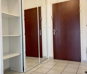 VALENCIENNES : Appartement T2 avec parking aérien fermé - Photo 3