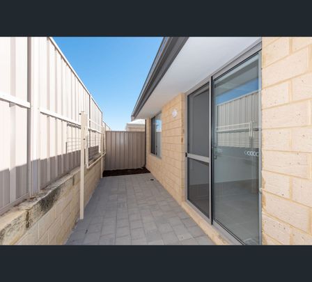 42/11 Bakana Loop, Landsdale, WA 6065 - Photo 1