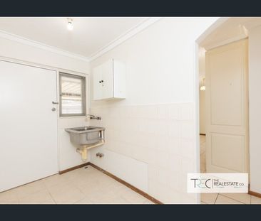 Comfort, Space & a Large Shed in Prime Warnbro Location - Photo 2