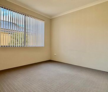 Spacious Family Living in a Prime Butler Location! - Photo 1