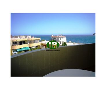 Nice apartment in the 1st row sea, sea view, with 2 bedrooms - Photo 6