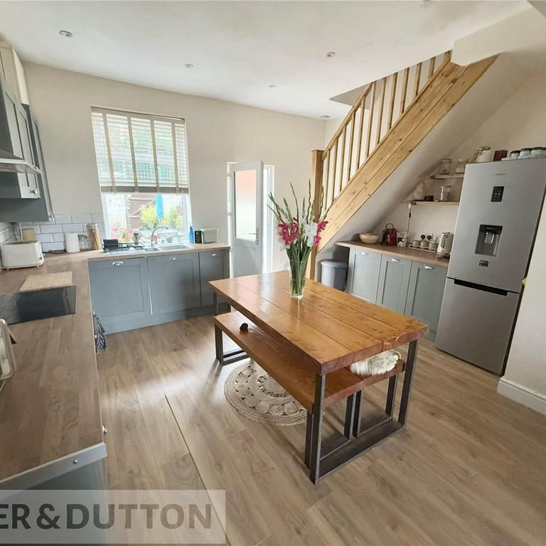 2 bedroom terraced house to rent - Photo 1