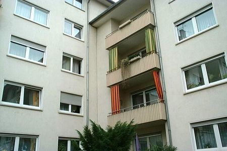 Einzugsbereite, sanierte 2-Zimmer-Wohnung! - Photo 5