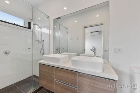 40B Eglinton Street, Kew - Photo 3