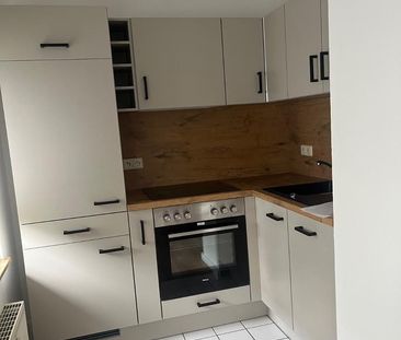 Ab sofort: 2. Zi., EG Wohnung, Terrasse & Tiefgarage - Foto 3