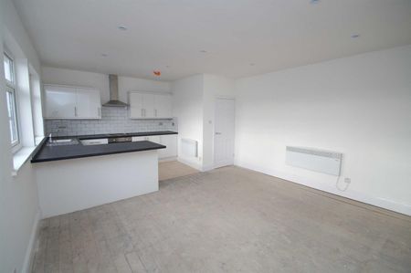 Selby Road, Leeds - Photo 5