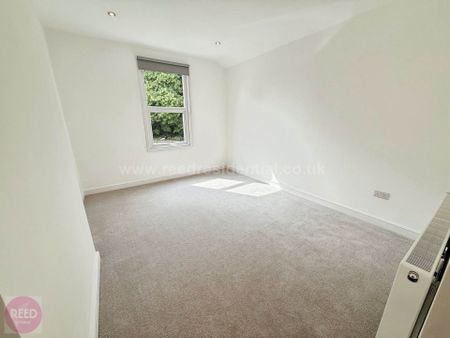 West Road, Westcliff On Sea - Photo 2