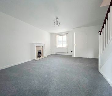 Terraced House to rent on - Photo 4