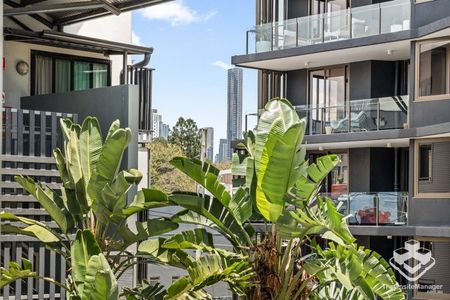 Tropical Oasis in Central Teneriffe - Photo 5