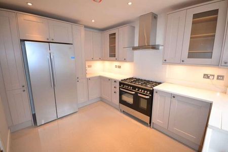 Bird In Hand Lane, Sonning Common, RG4 - Photo 4