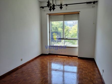 Apartamento T3 em Lisboa - Photo 2