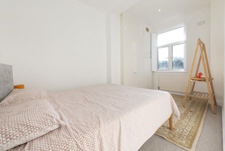 3 Bedroom Flat To Let - Photo 5
