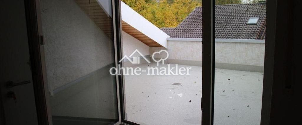 Große Wohnung mit Dachterrasse u. Gartenanteil, zentral und ruhig in Rain - Photo 1