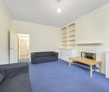 3 bedroom flat to rent - Photo 1