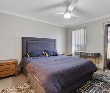 Spacious Family Living in a Convenient Location - Photo 4