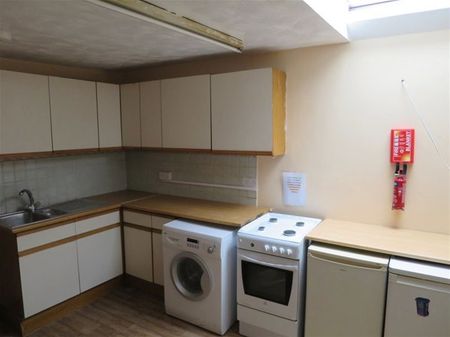 Cowley Road, East Oxford, Oxford - Photo 2