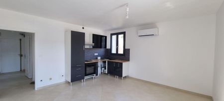 Location Appartement 2 pièces 41m² PRIVAS 07000 - Photo 2
