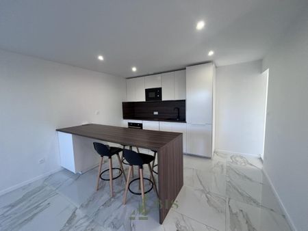Location Appartement 4 pièces 59m² ROANNE 42300 - Photo 3